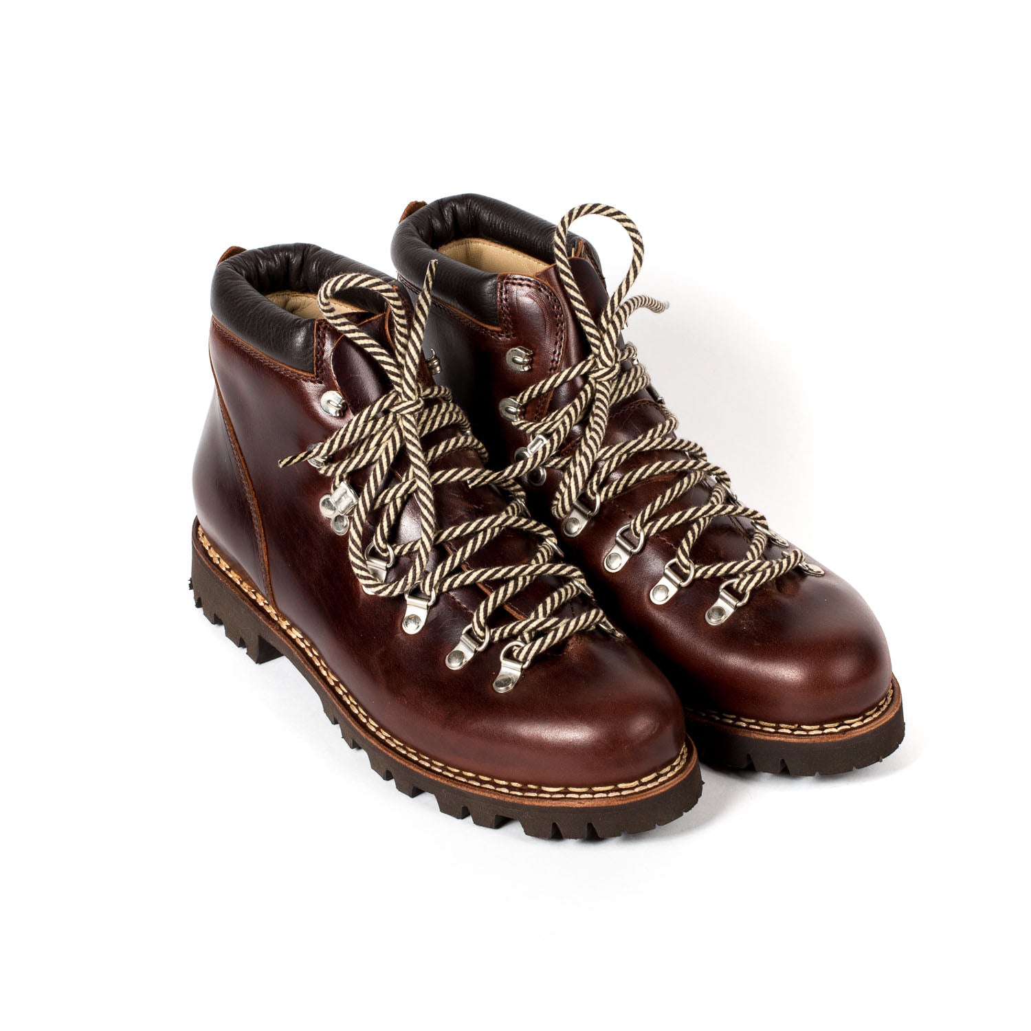 Brown Boot "Avoriaz" made of Waxed Cowhide